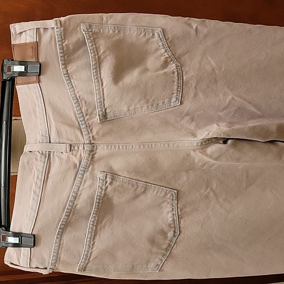 Madewell | The MomJean Overdyed Edition High Rise Bleached Out Cropped Jeans 29 - Picture 6 of 12